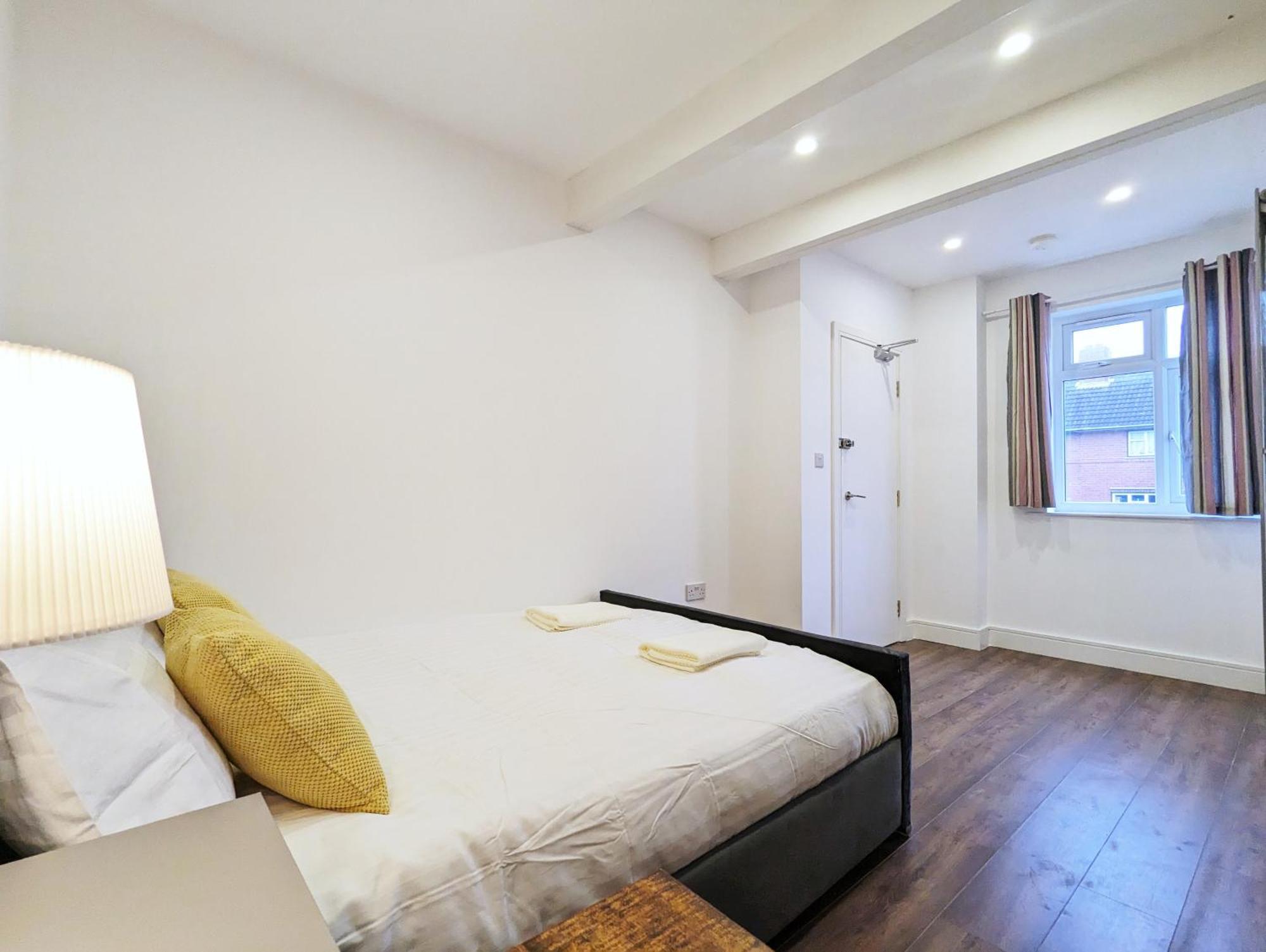 Near City Centre Private Bath Free Parking * York
