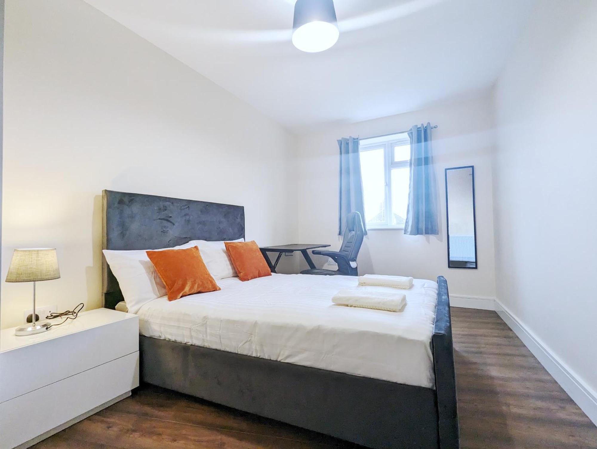 Vakantiehuis Near City Centre Private Bath Free Parking *