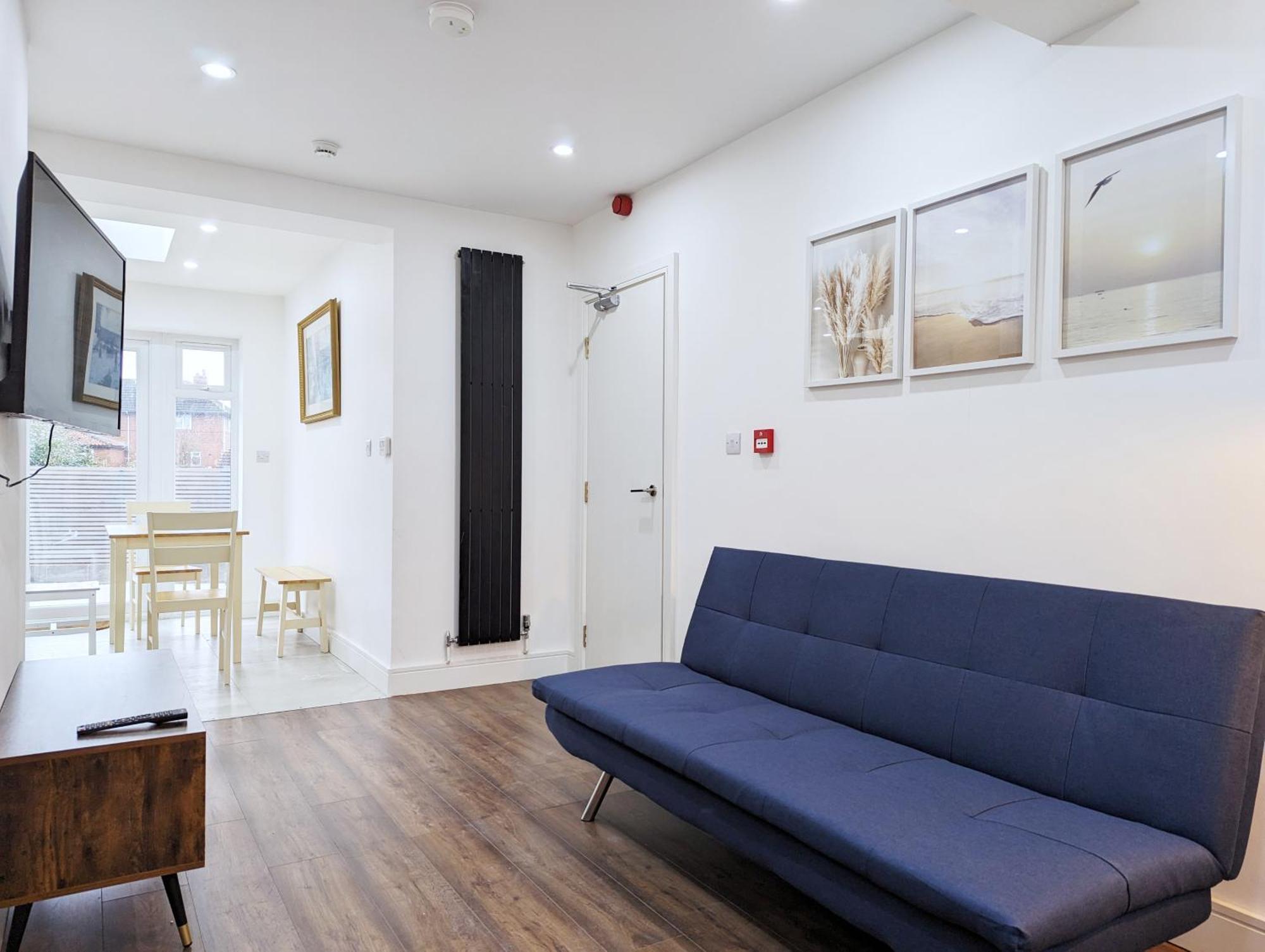 Near City Centre Private Bath Free Parking