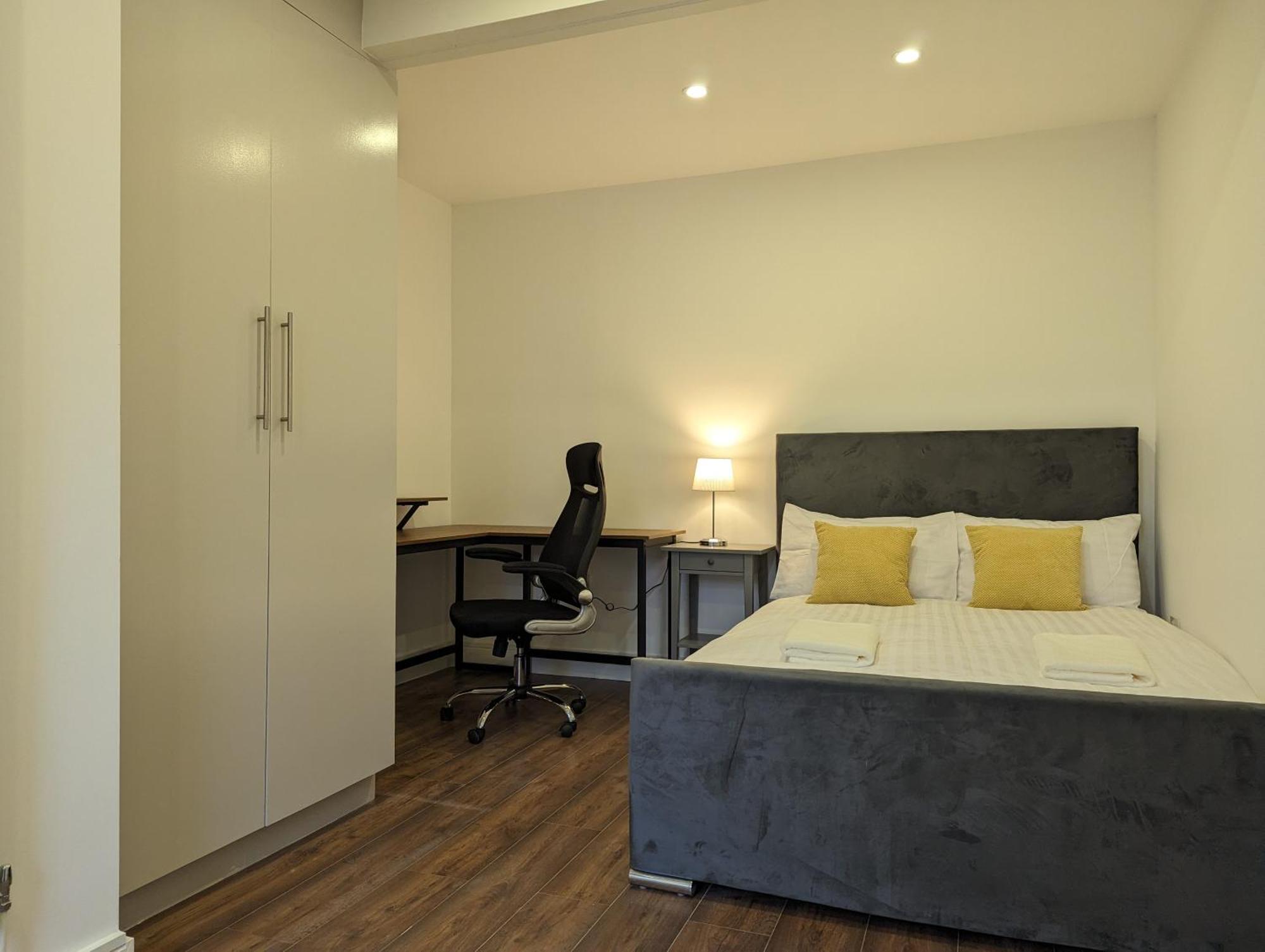 Vakantiehuis Near City Centre Private Bath Free Parking