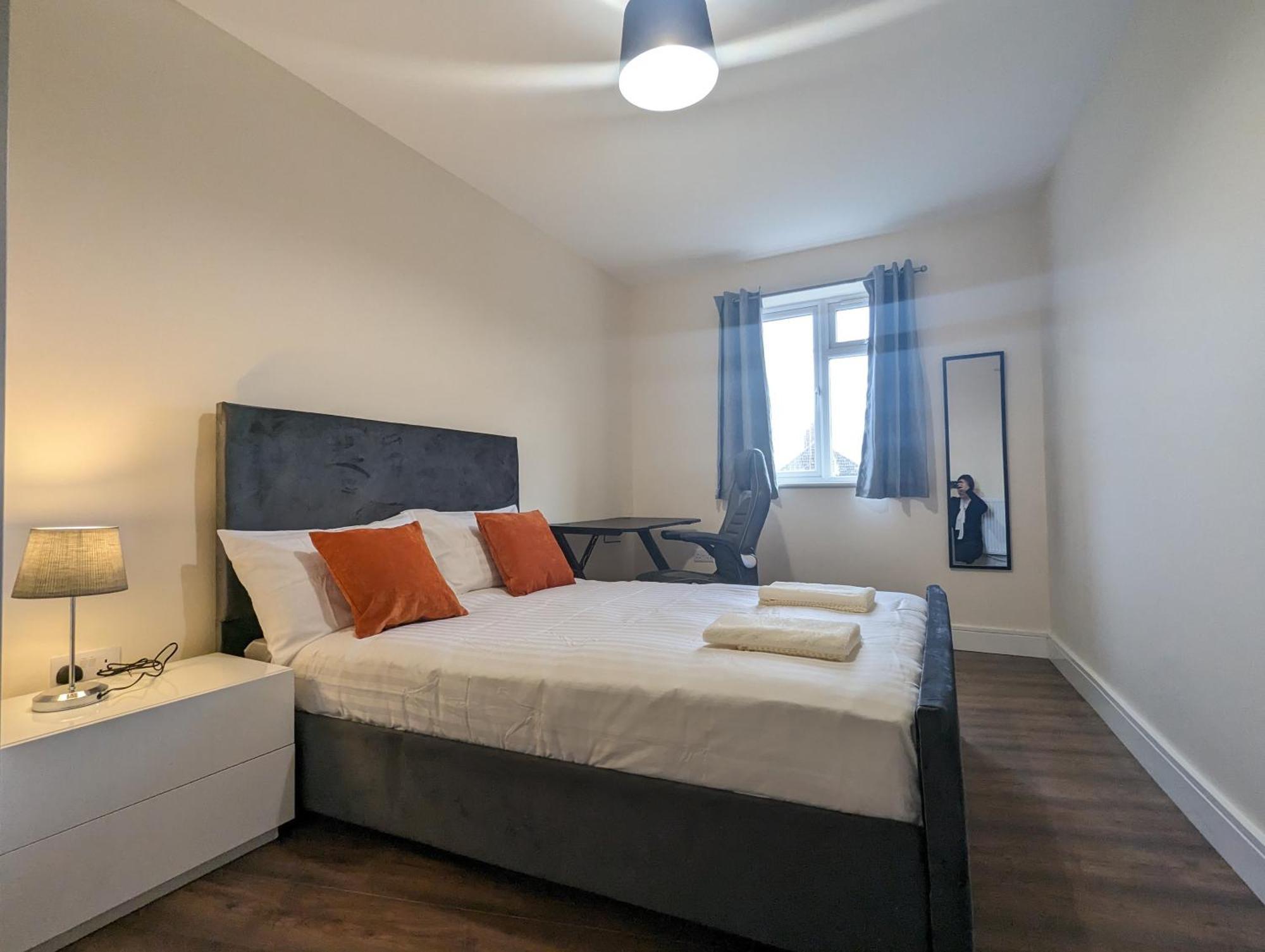 Vakantiehuis Near City Centre Private Bath Free Parking *
