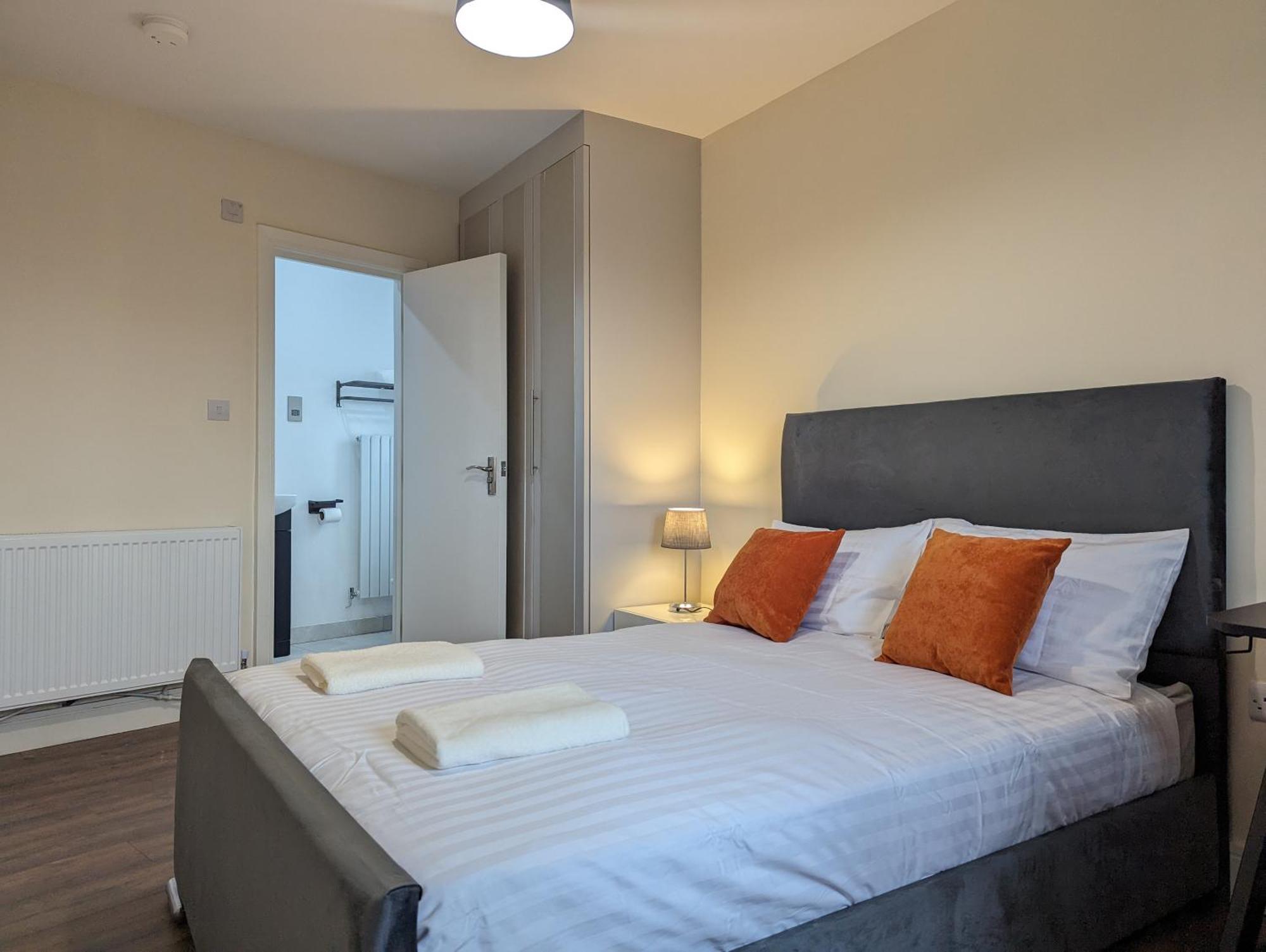 Near City Centre Private Bath Free Parking Vakantiehuis York