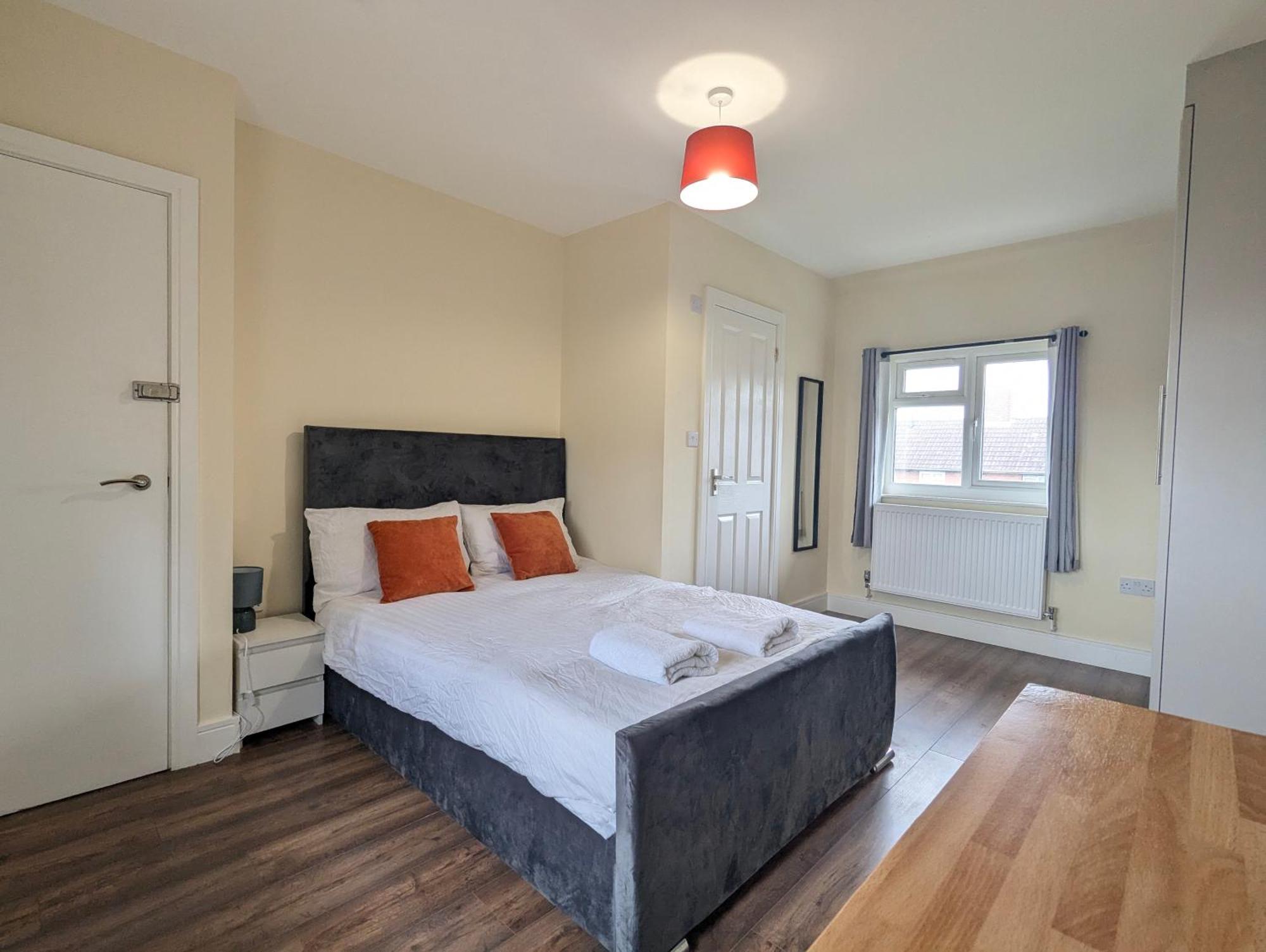 Near City Centre Private Bath Free Parking Vakantiehuis *