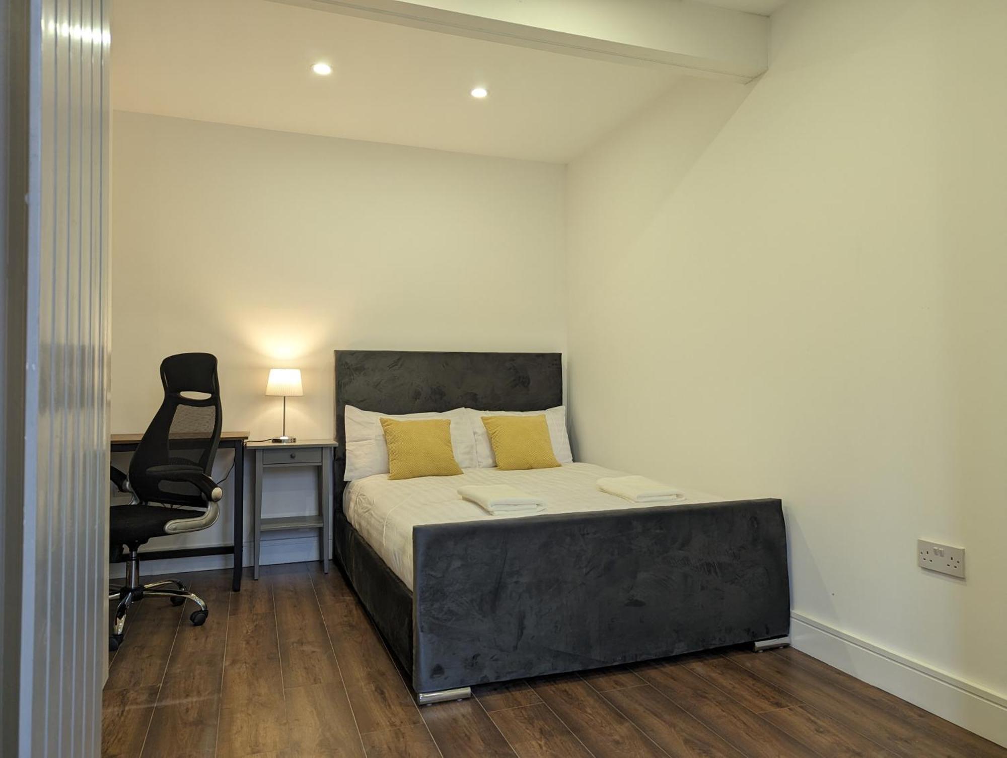 Near City Centre Private Bath Free Parking Holiday home York